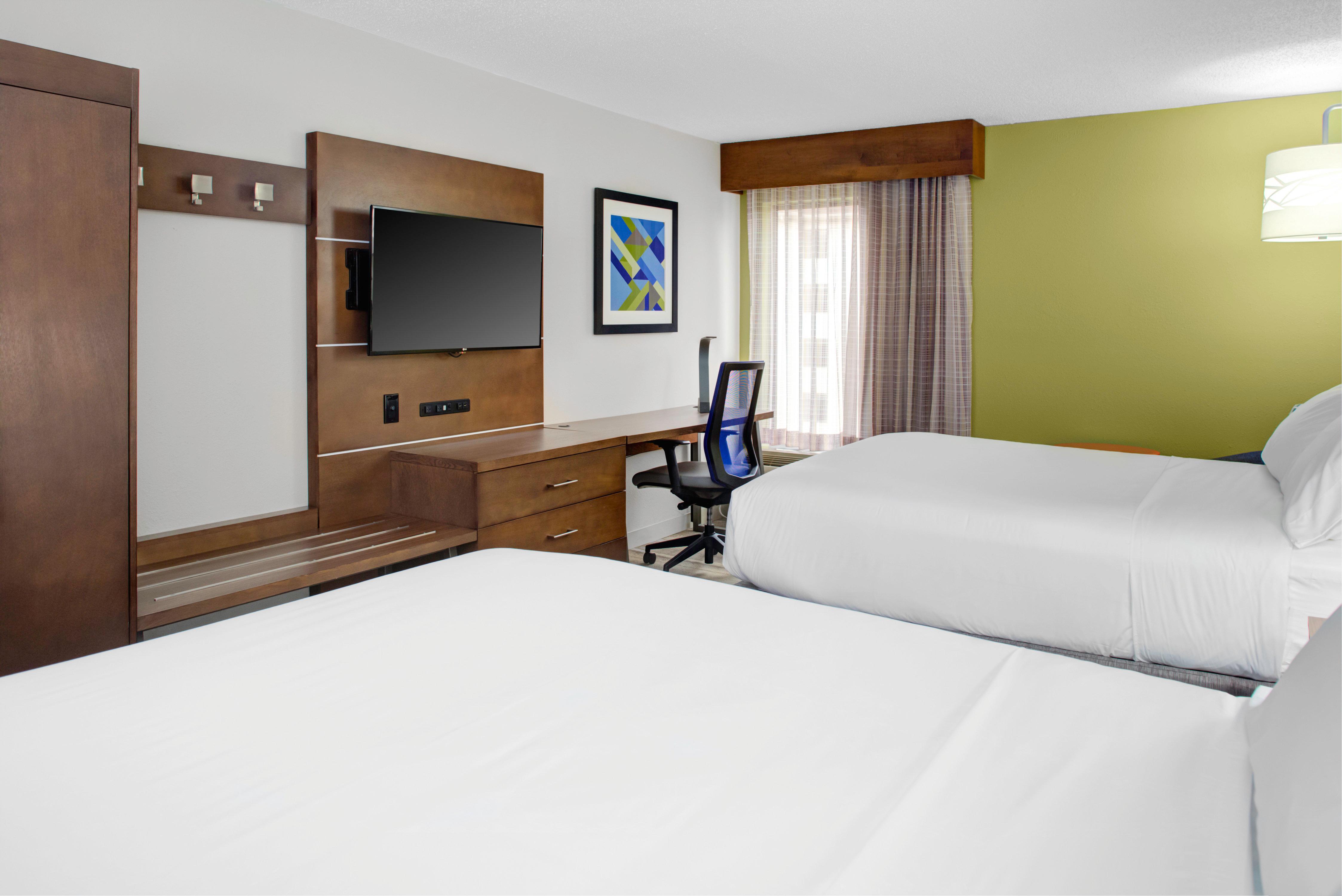 Holiday Inn Express - Chester By Ihg Exterior foto