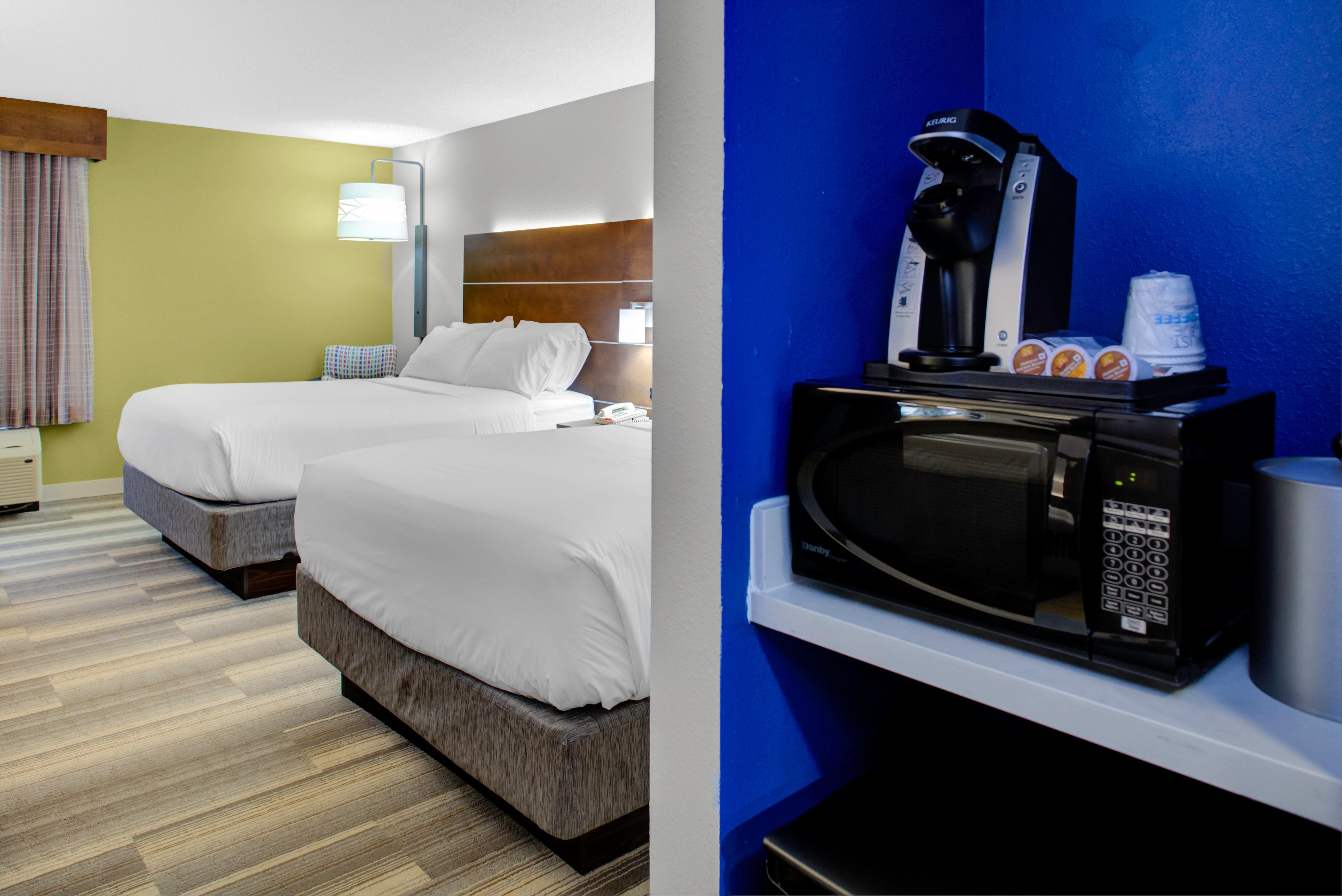 Holiday Inn Express - Chester By Ihg Exterior foto