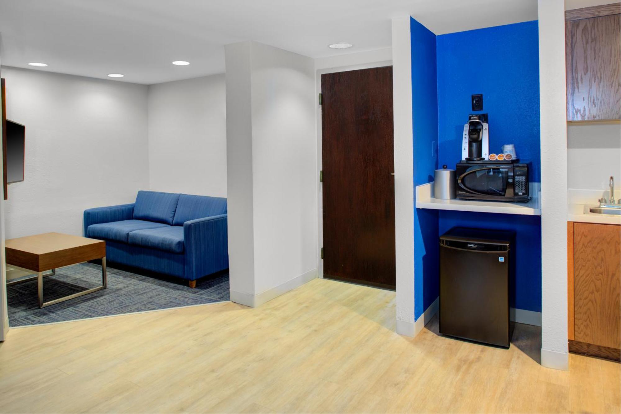 Holiday Inn Express - Chester By Ihg Exterior foto